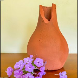 Small Vase with Crane Motif